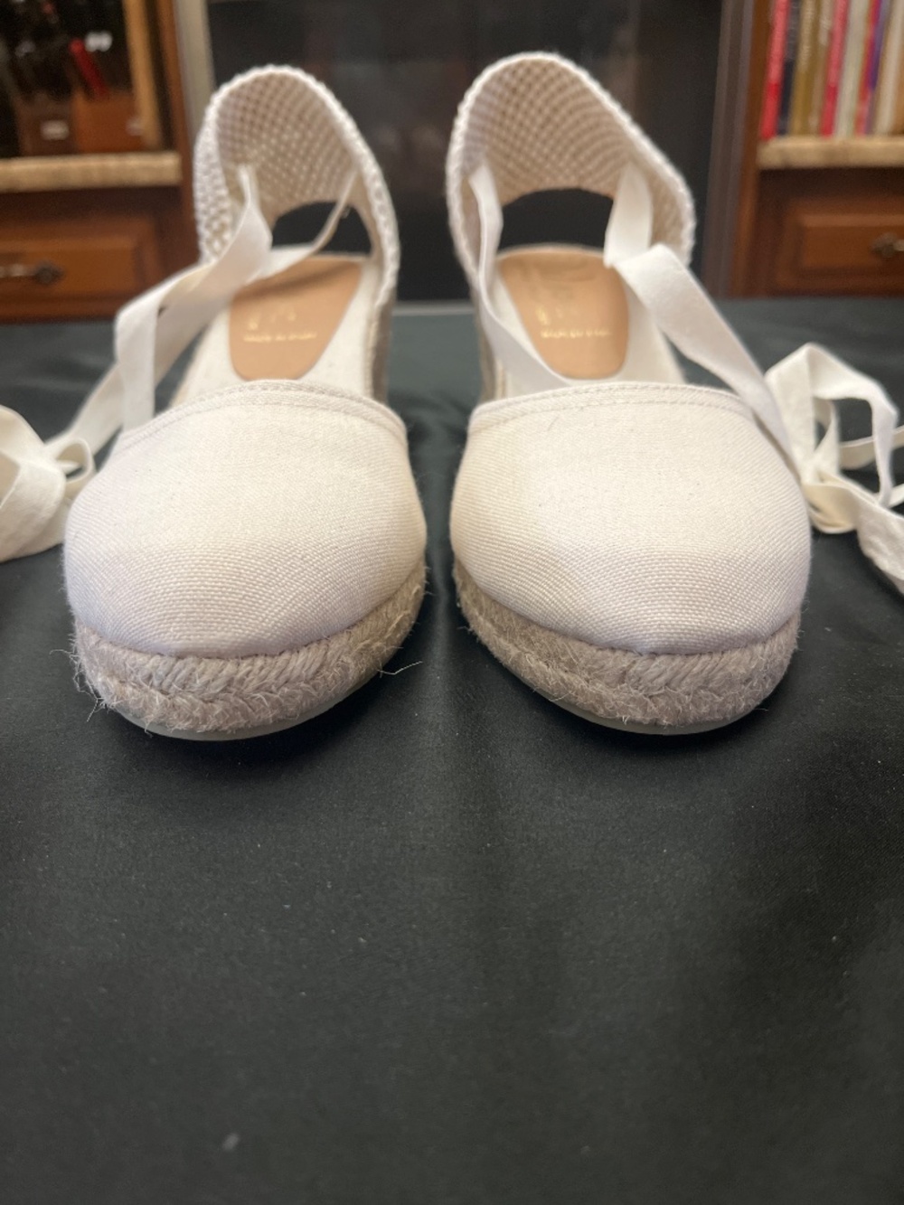 NWOT Cream Color Dalson Brand Espadrille Shoes With Ankle Ties. Sz. 9. - Picture 4 of 11